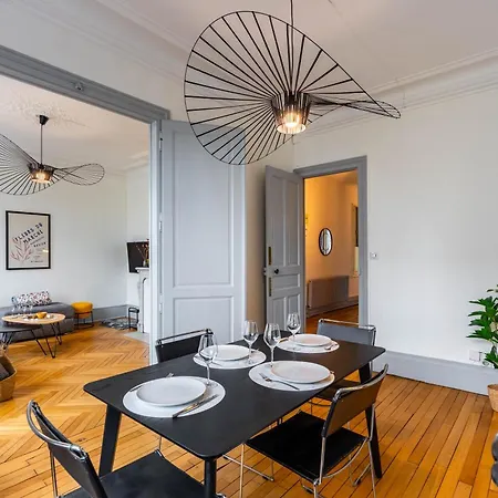 Le Chic De Foch - 5min A Pied De La Gare ナンシー