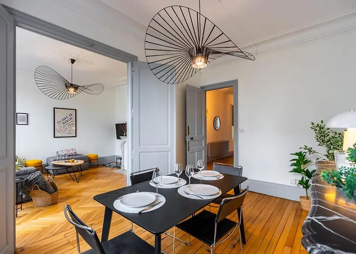 Le Chic De Foch - 5min A Pied De La Gare 南锡