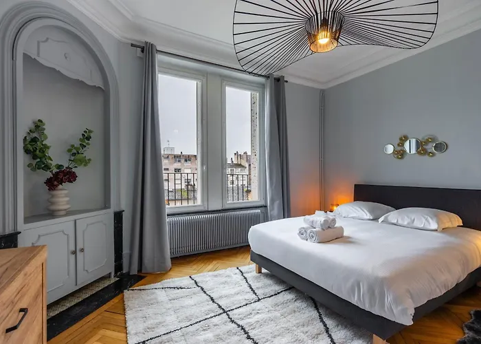 Le Chic De Foch - 5min A Pied De La Gare ナンシー